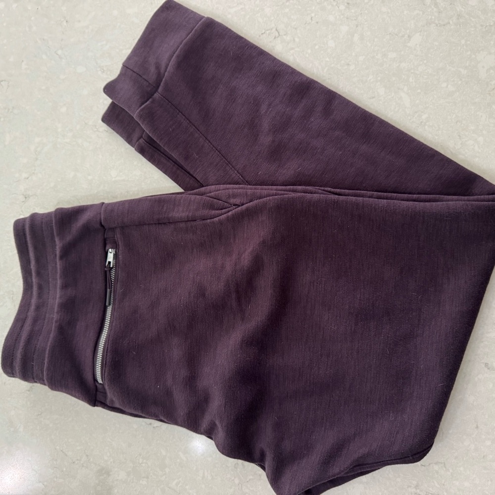 Nike Mens Jogger Deep Purple Sweatpants - Picture 2 of 4